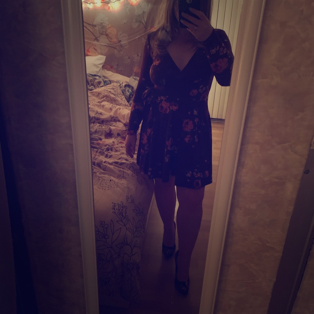 Pretty Floral Ladies Dress